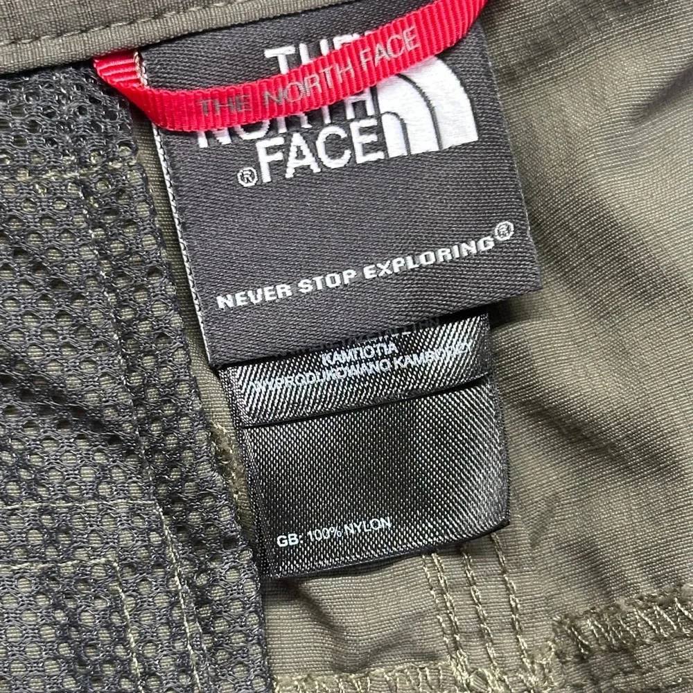 The North Face Packable Hiking Shorts Mens 40 Green Nylon Ripstop Cargo Outdoor